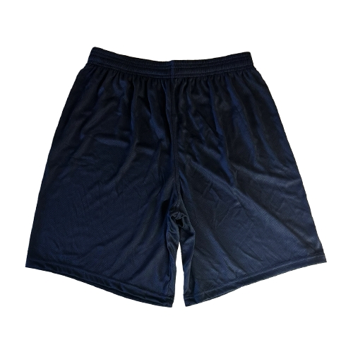 Enkel trenings shorts i behagelig og lett materiale.  Logoen er i transfer som er varme presset på shortsen. For lengst holdbarhet bør den vaskes vrengt i maks 40 grader. Må ikke tørkes i tørketrommel.