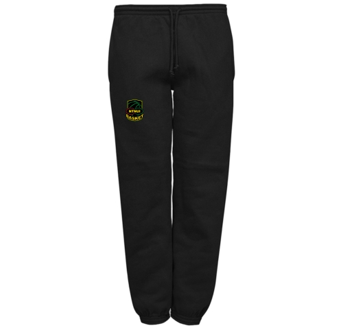 Klassisk joggebukse i merket Tracker. NB! Ved trykk av personlig navn frafaller bytterett.